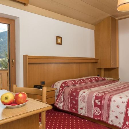 Hotel Garni Lastei Pozza di Fassa Εξωτερικό φωτογραφία