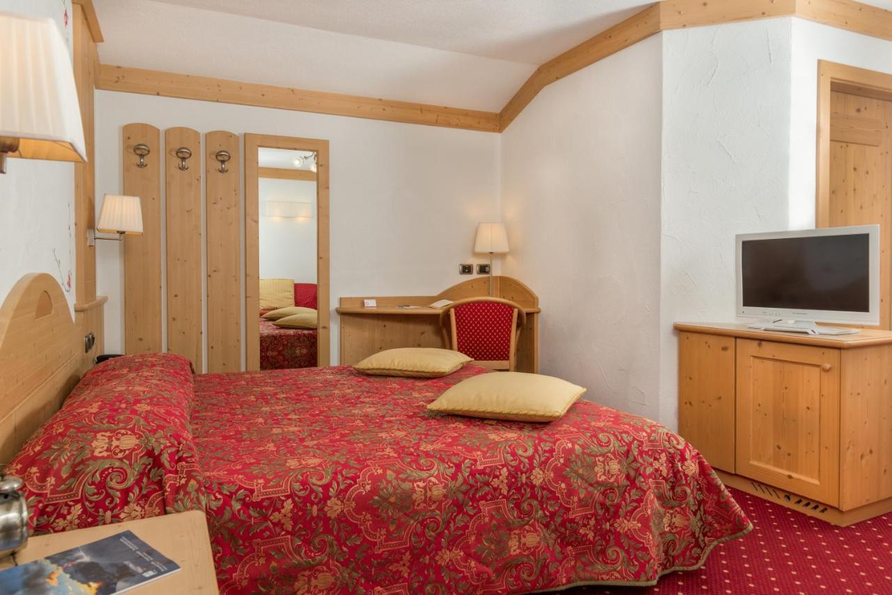 Hotel Garni Lastei Pozza di Fassa Εξωτερικό φωτογραφία