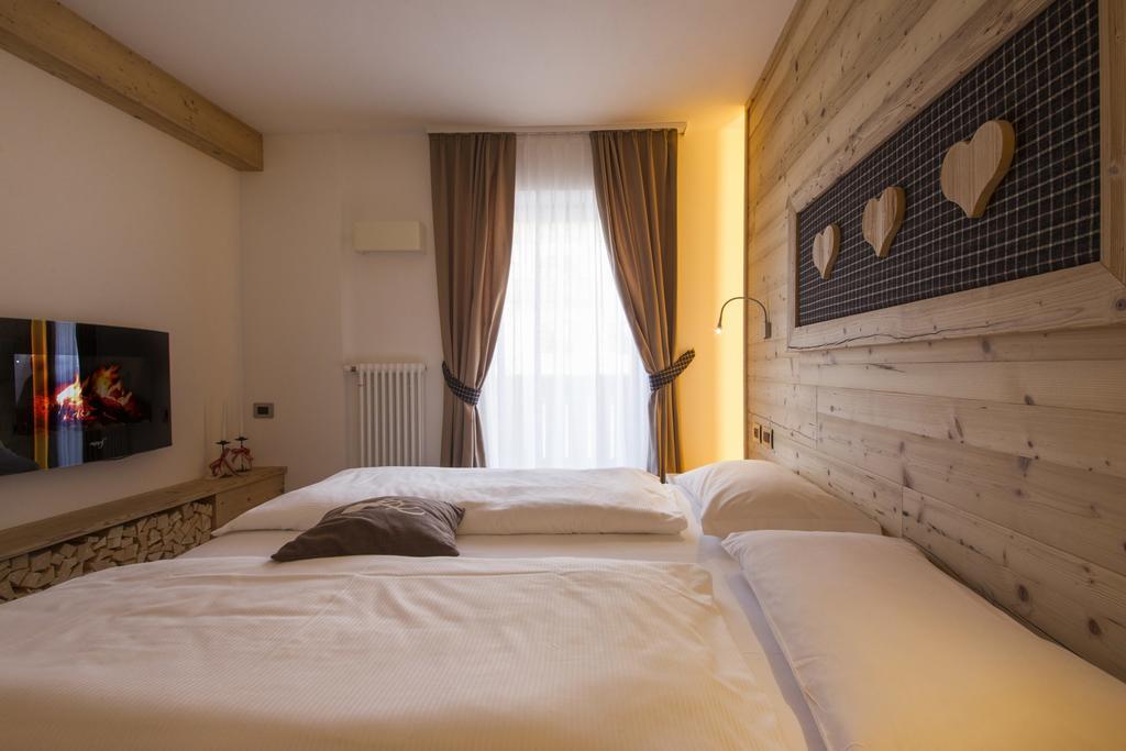 Hotel Garni Lastei Pozza di Fassa Εξωτερικό φωτογραφία