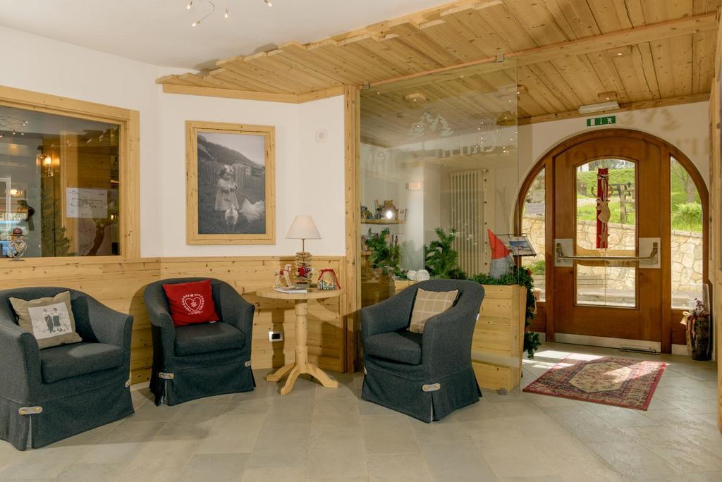 Hotel Garni Lastei Pozza di Fassa Εξωτερικό φωτογραφία
