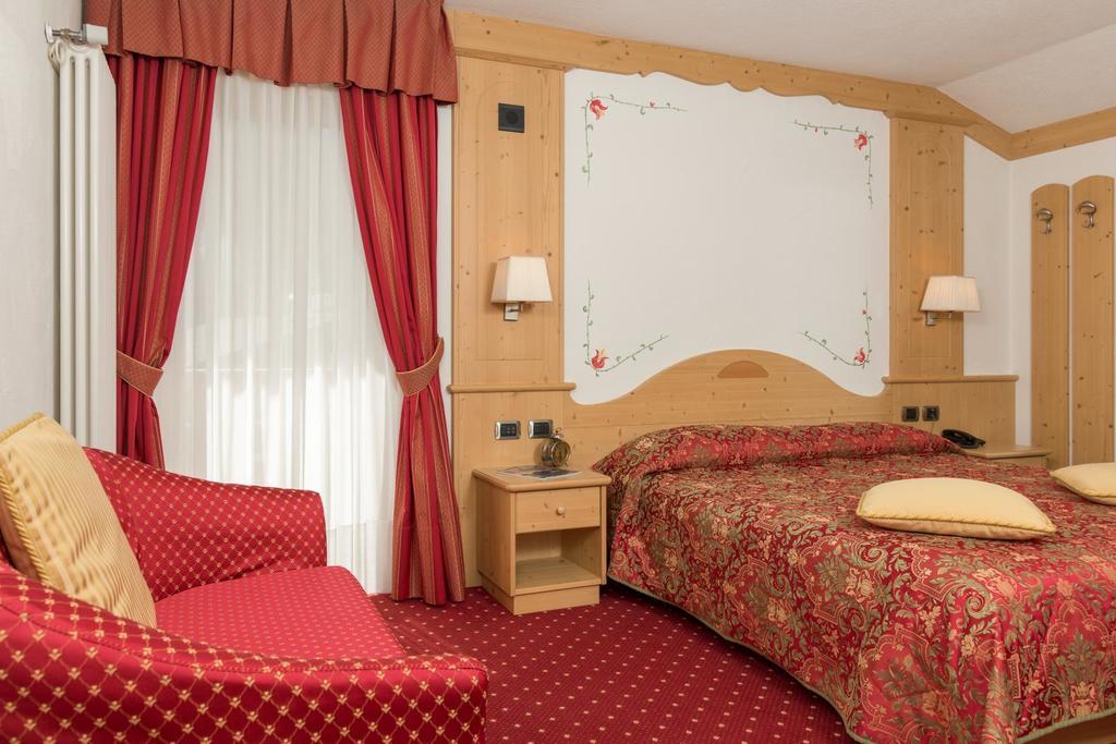 Hotel Garni Lastei Pozza di Fassa Εξωτερικό φωτογραφία