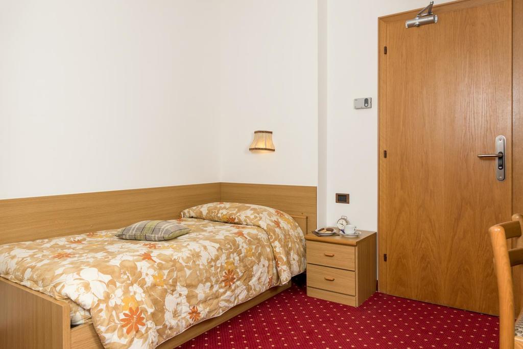 Hotel Garni Lastei Pozza di Fassa Εξωτερικό φωτογραφία