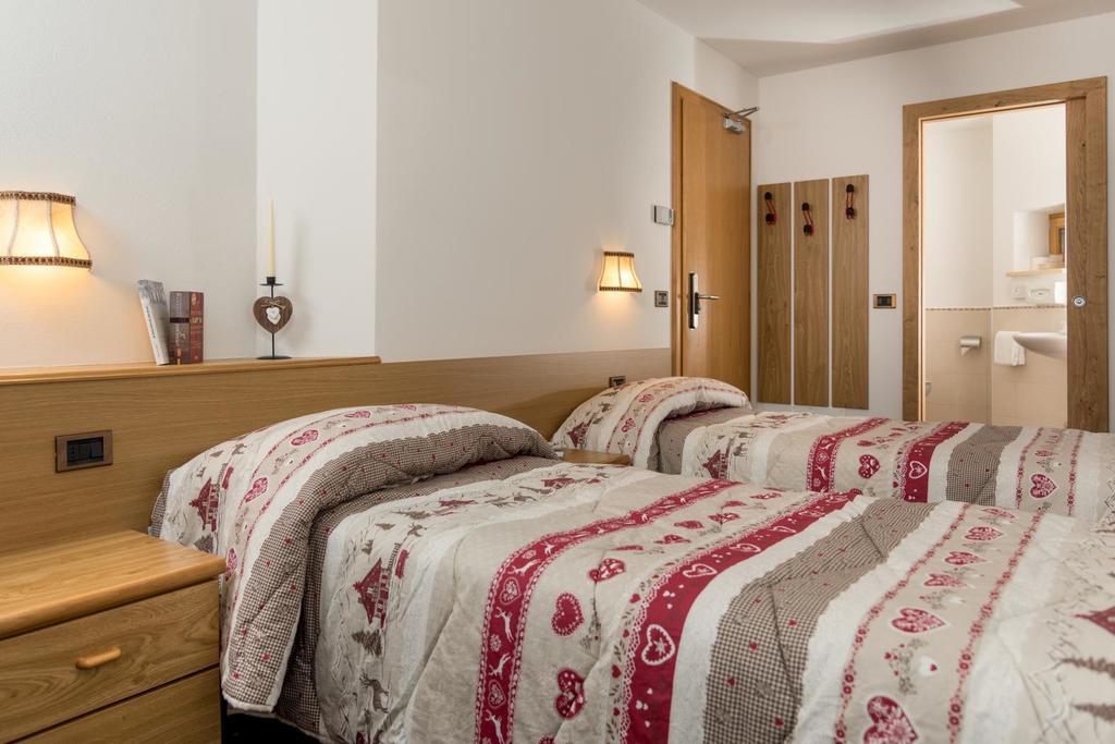 Hotel Garni Lastei Pozza di Fassa Εξωτερικό φωτογραφία