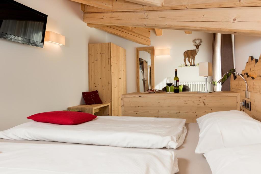 Hotel Garni Lastei Pozza di Fassa Εξωτερικό φωτογραφία