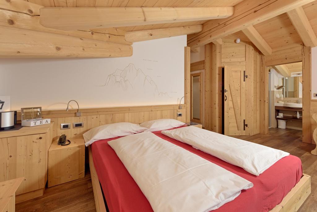 Hotel Garni Lastei Pozza di Fassa Εξωτερικό φωτογραφία
