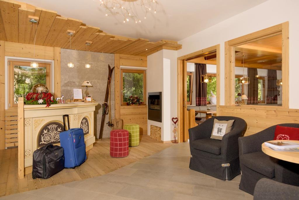 Hotel Garni Lastei Pozza di Fassa Εξωτερικό φωτογραφία