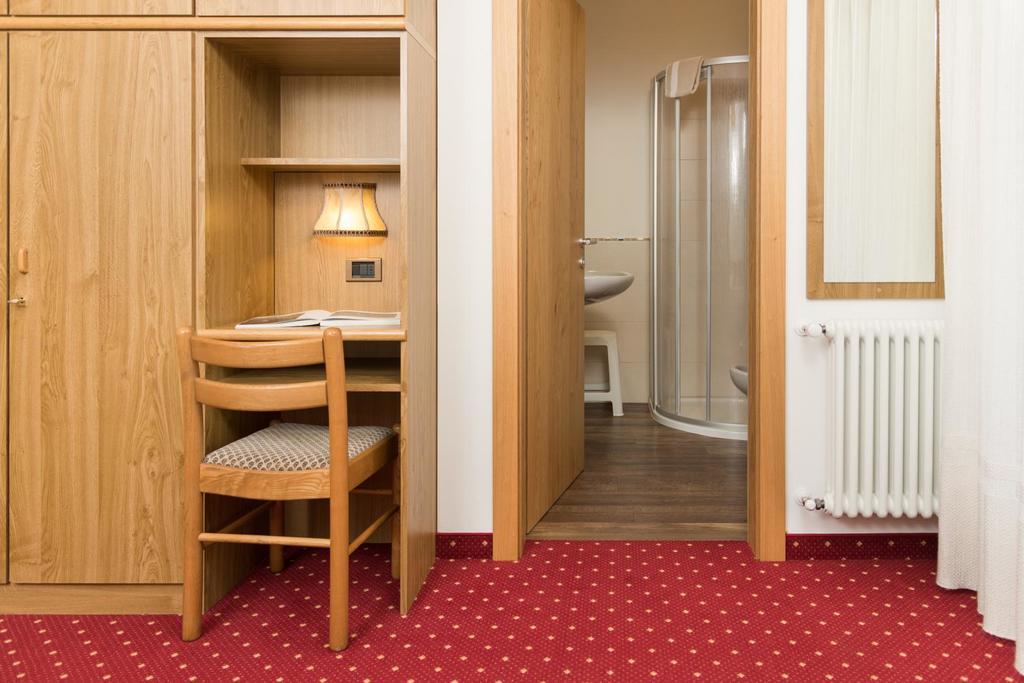 Hotel Garni Lastei Pozza di Fassa Εξωτερικό φωτογραφία